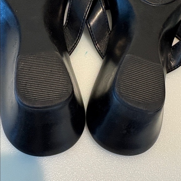 Tuscanella Italian leather sandals/ beaded sparkly decor flip-flop wedge style - Picture 12 of 13